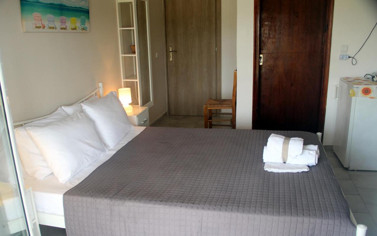 Giota Rooms Arkoudi Extérieur photo