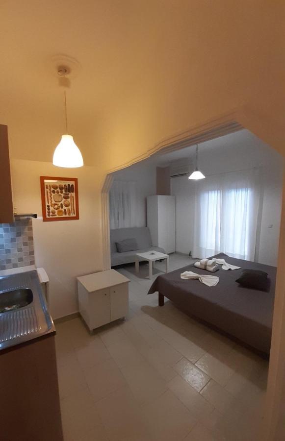 Giota Rooms Arkoudi Extérieur photo